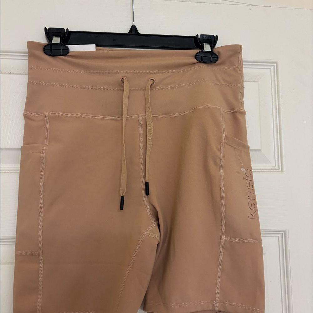Kensie Tan Women's Shorts